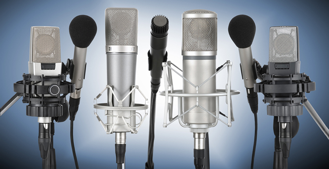 image of microphones: how to comment on Copyblogger
